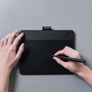 Mesa Digitalizadora Intuos Pen and Touch Art Pequena CTH490AK - Wacom